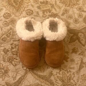 Aerie Brown Slippers